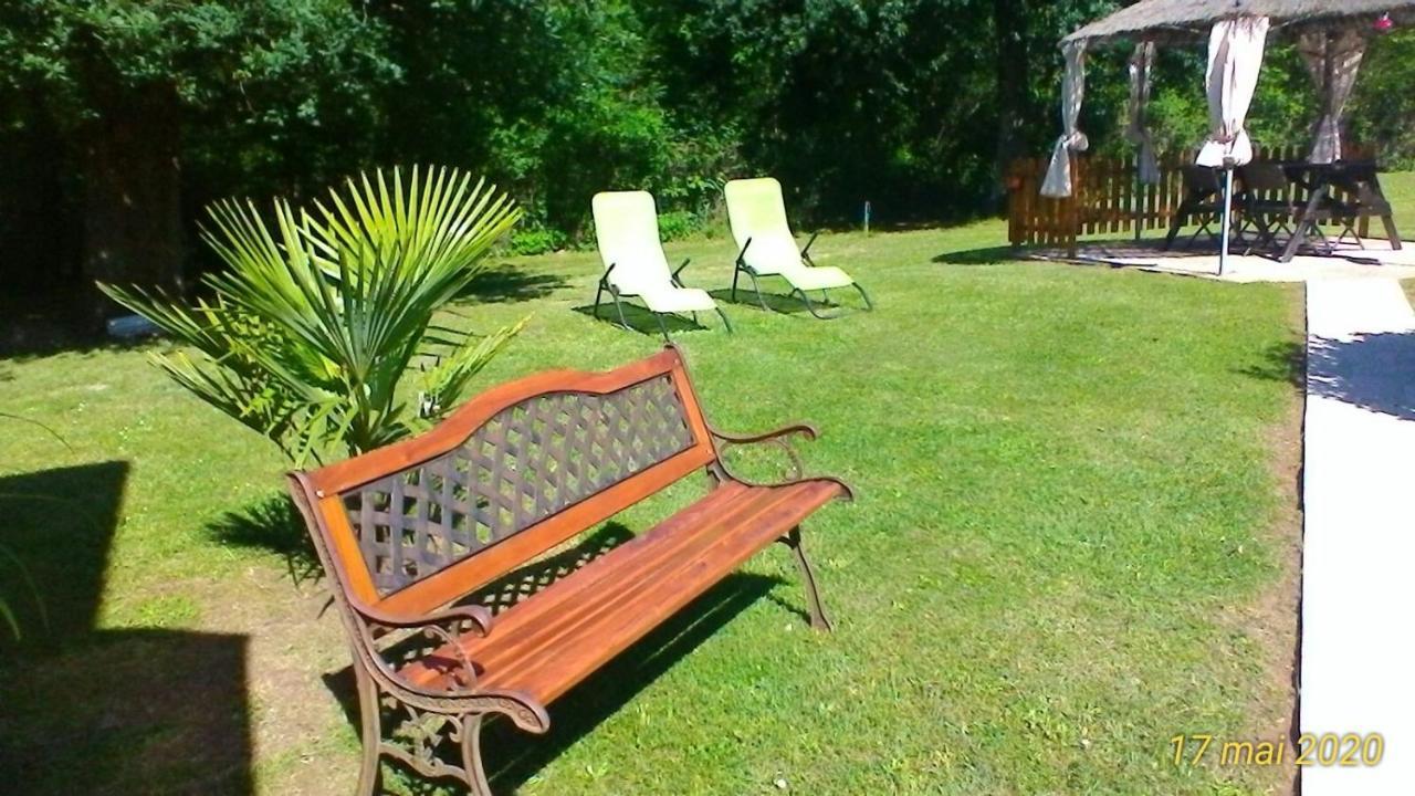 Le Clos Des Palombes Wifi Climatisation Saint-Pierre-du-Mont  Exterior photo